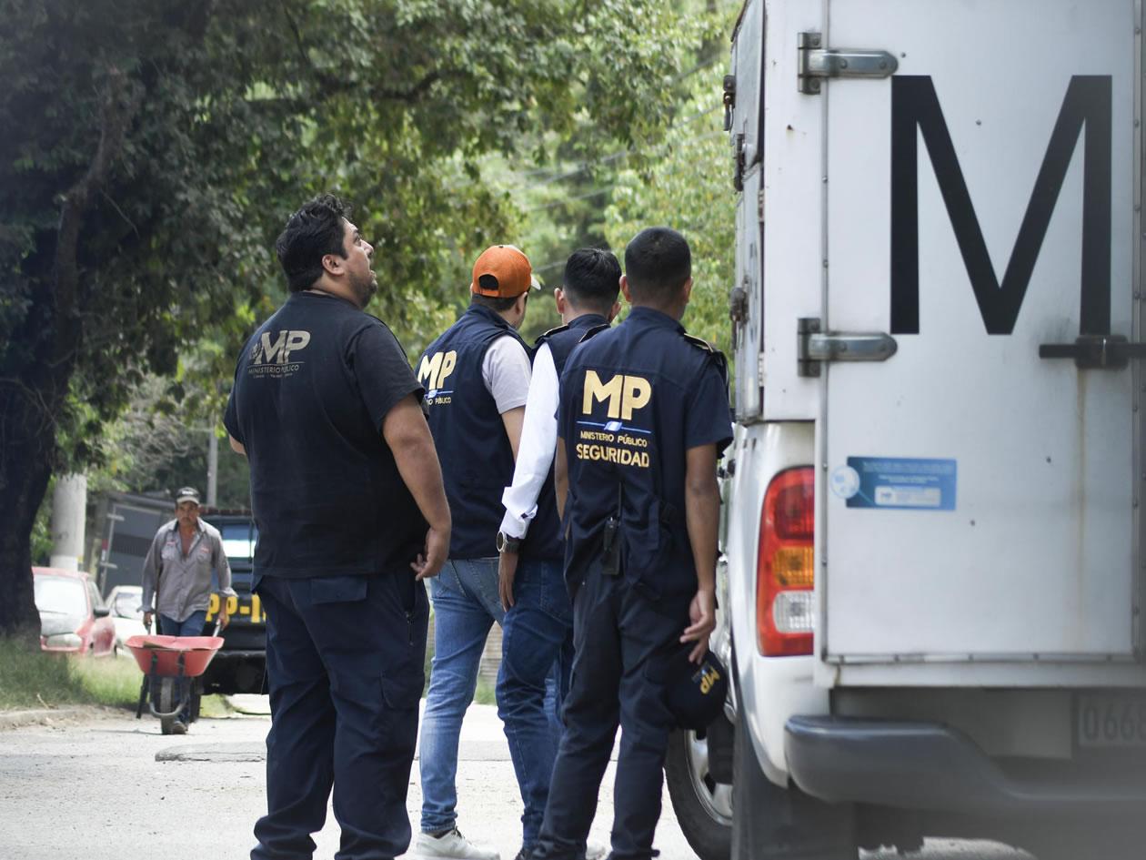 Guatemala violenta: pandilleros se amotinan en cárceles y atentan contra diputado