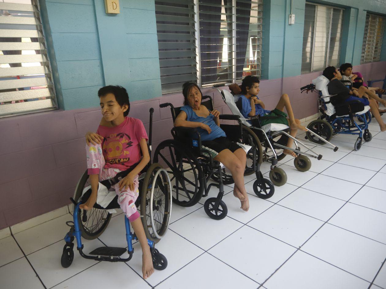 Enee anuncia exoneración de deuda al Hogar Hermanas de Jesús Buen Samaritano