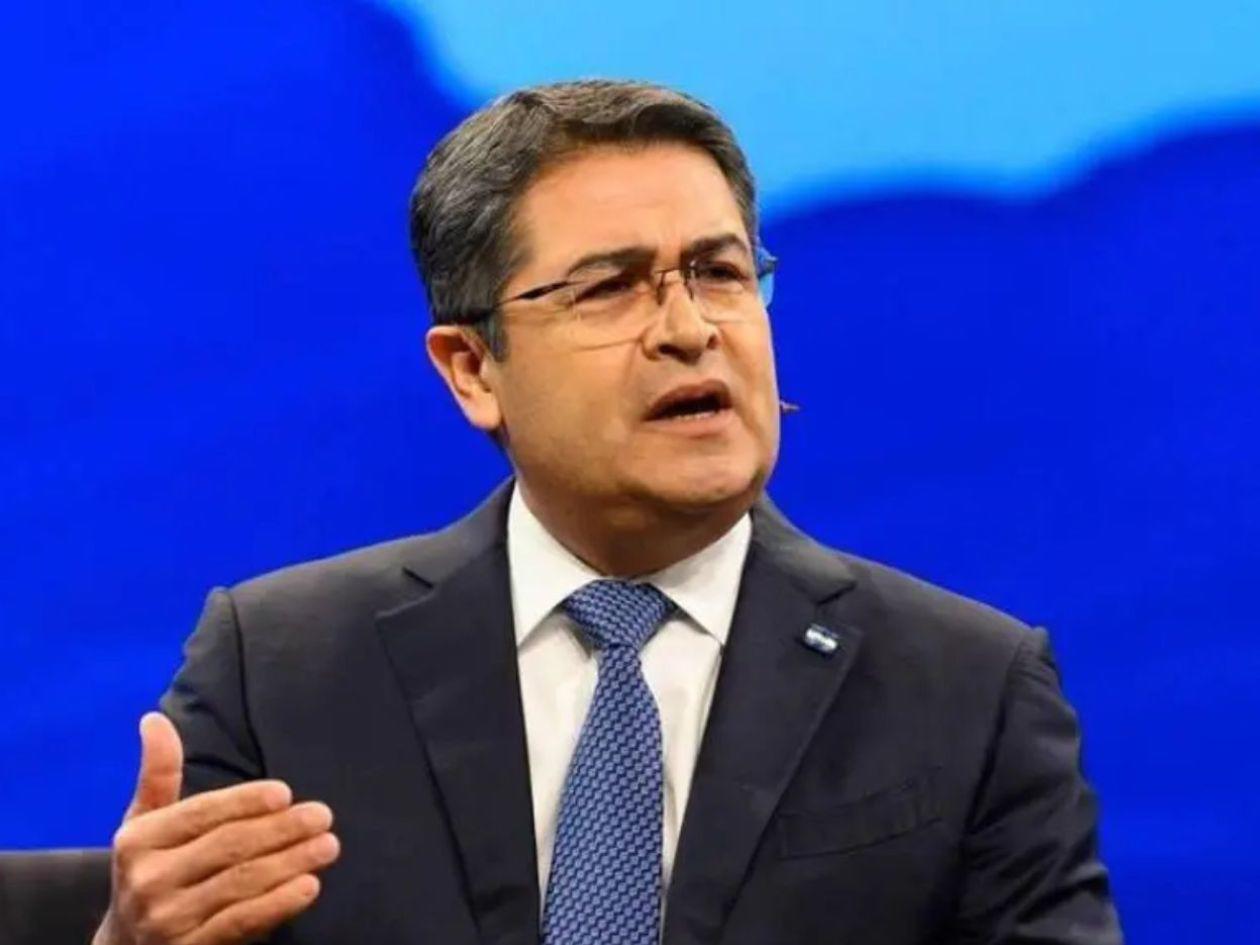 Estas imágenes sobre como luce JOH fueron frabicadas con IA