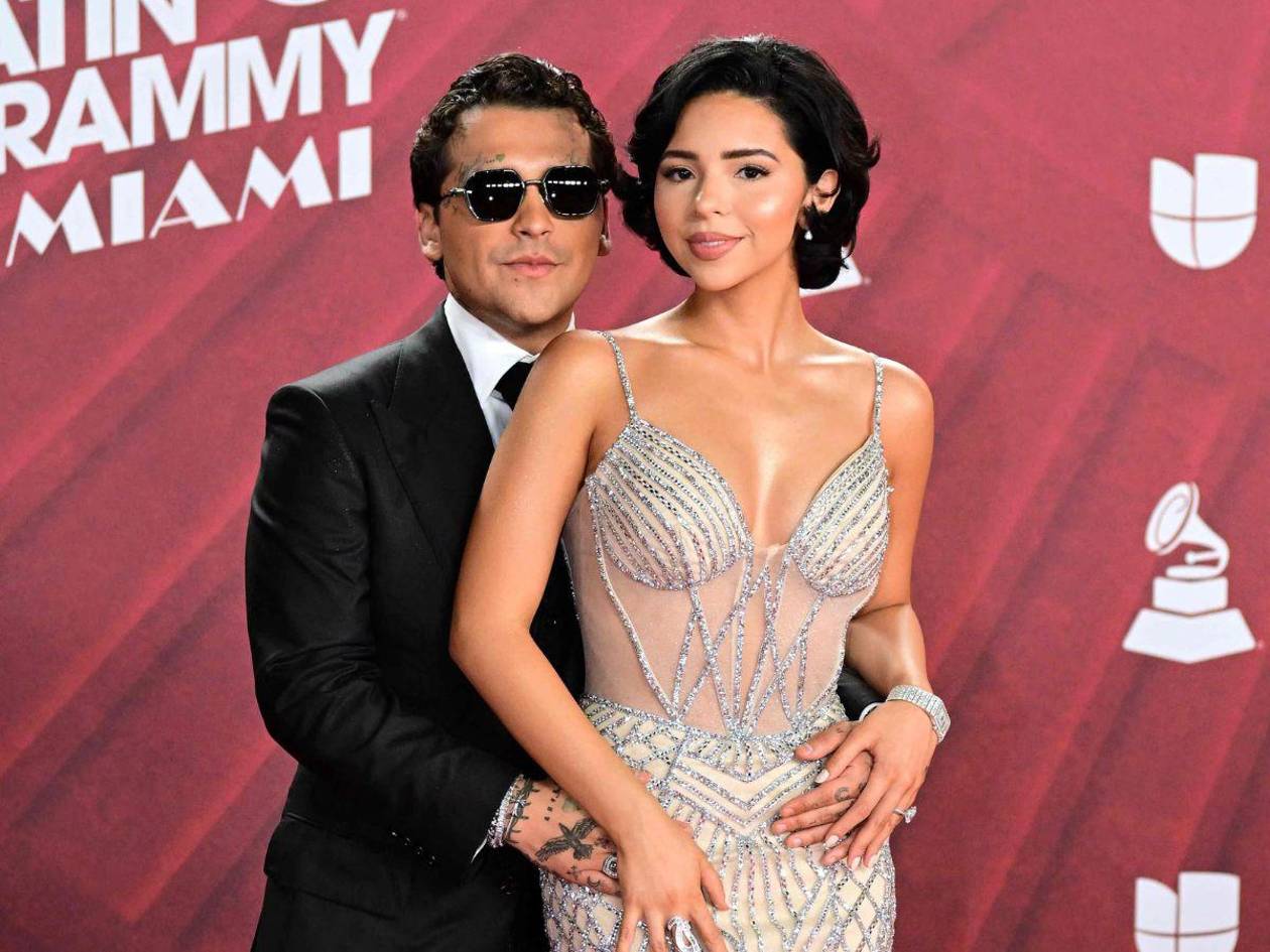 Ángela Aguilar y Christian Nodal serán padres, predice Mhoni Vidente