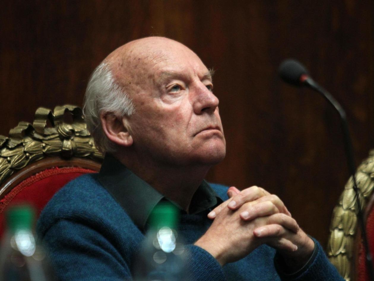 Realizan varios homenajes al contrahegemónico Eduardo Galeano