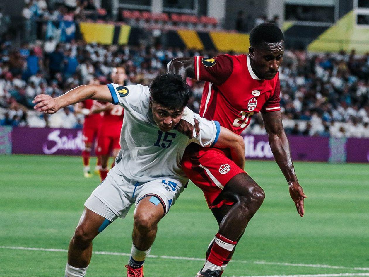 Canadá derrota a El Salvador y se adueña del Grupo B en la Copa Oro