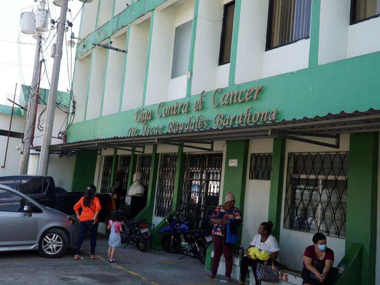 Liga Contra el Cáncer celebra seis décadas de servicio