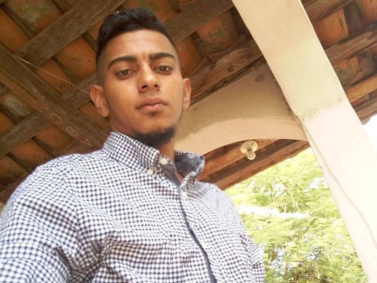 Joven mecánico pierde la vida tras impactar contra un árbol en Olancho