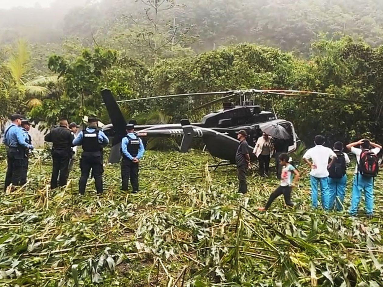 Supuesto recibo con el que Xiomara Castro pagó a dueño de milpa por aterrizaje de helicóptero es falso