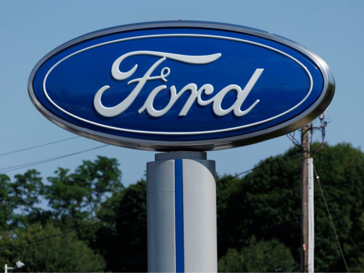 GM y Ford respaldan los aranceles de Trump a camionetas de México y Canadá