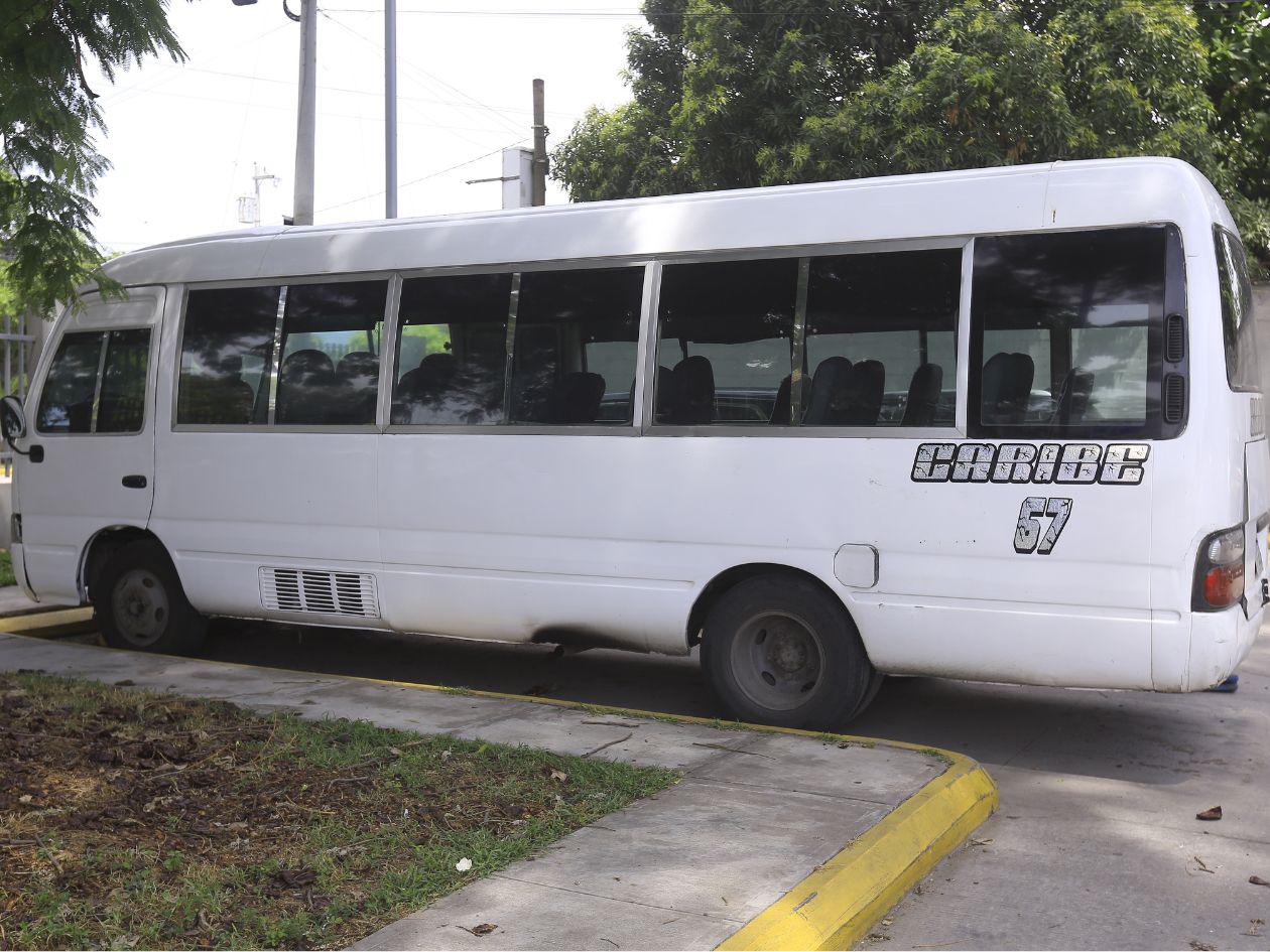 Unidades de transporte públicos son decomisadas por diferentes faltas cometidas por parte del conductor.