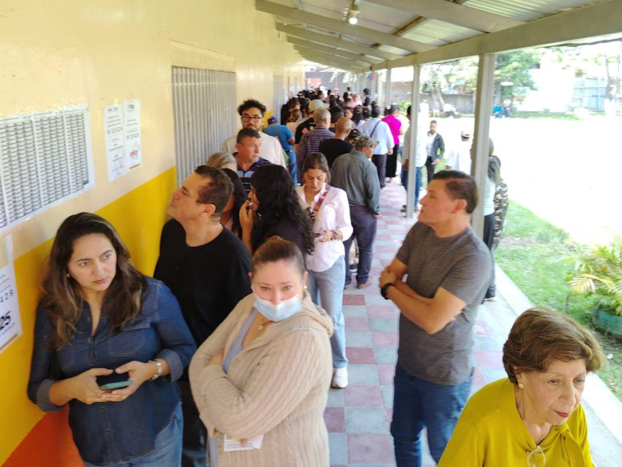 Riña verbal entre activistas liberales y nacionalistas no empañó jornada en Siguatepeque