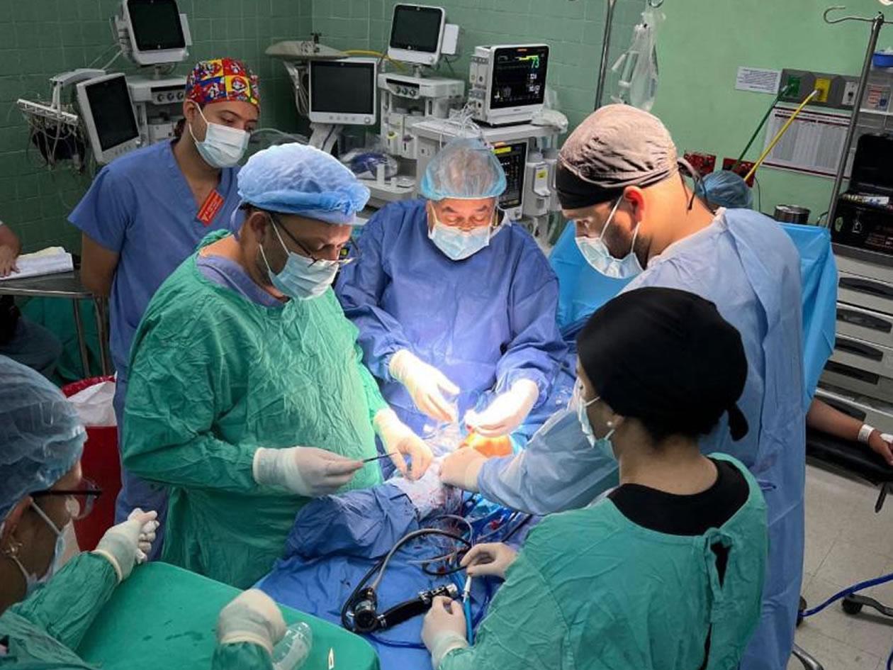 IHSS inicia plan para reducir mora quirúrgica