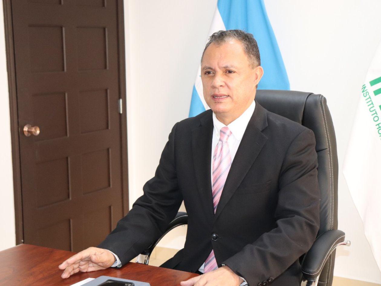 Virulenta reacción del oficialismo tras renuncia de Antonio García