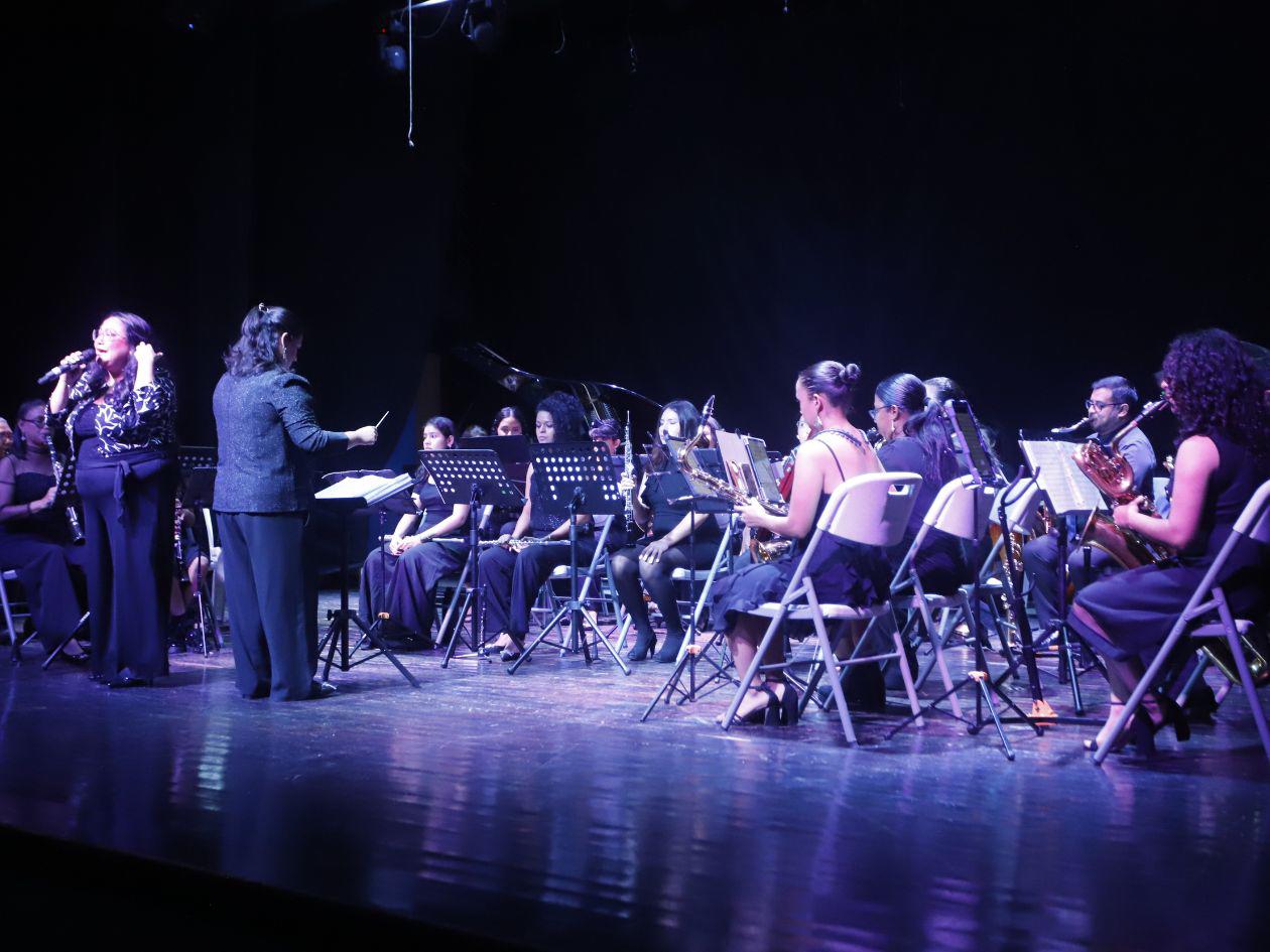 Concierto benéfico: La Banda Sinfónica Femenina deleita en SPS