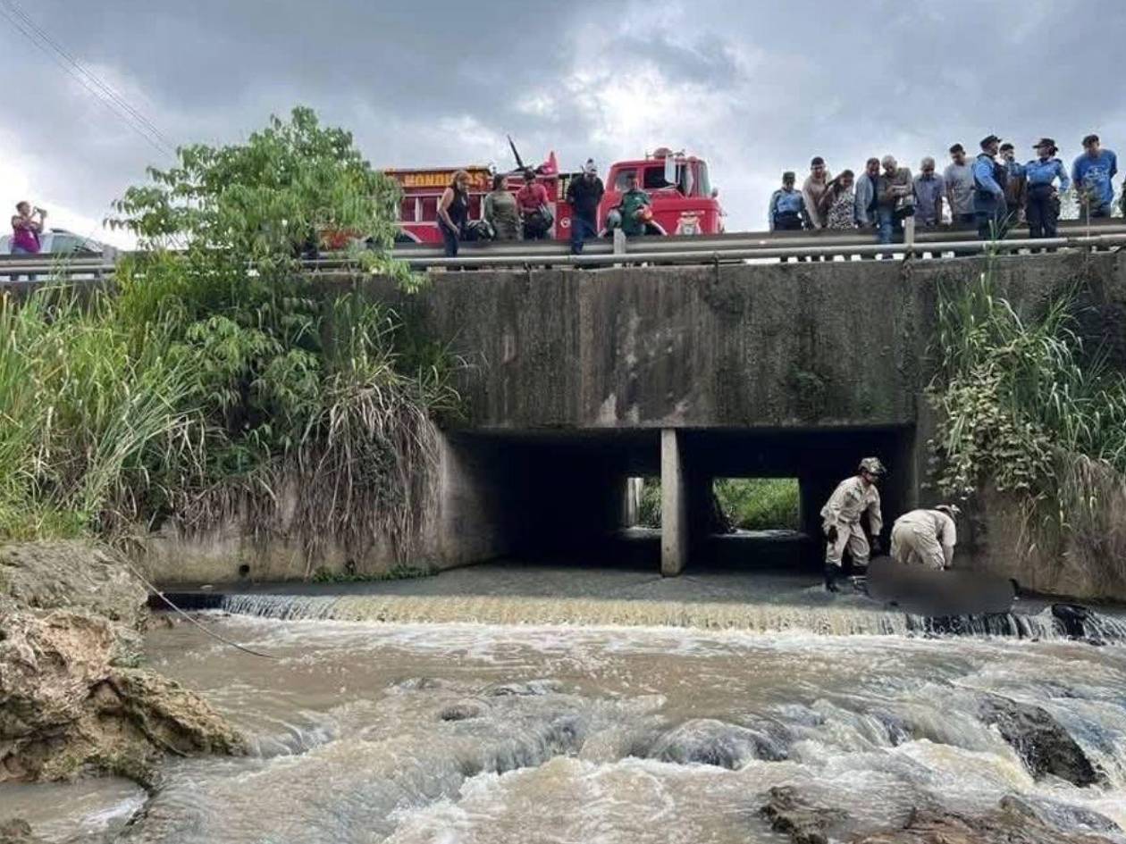 Hallan sin vida a reconocido abogado y policía debajo de un puente en Siguatepeque