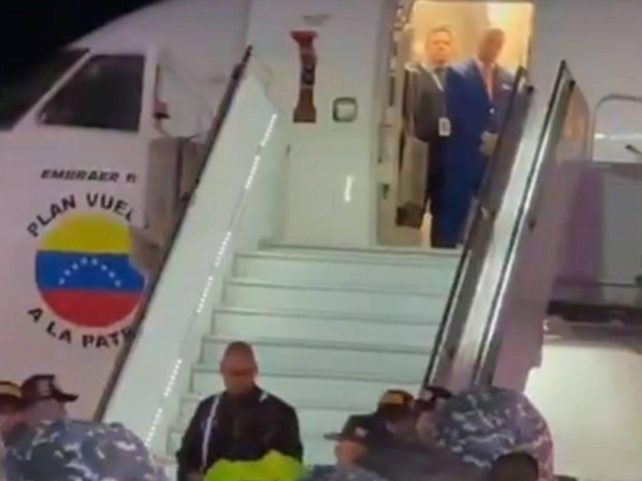 Llegan a Venezuela dos vuelos con deportados desde Estados Unidos