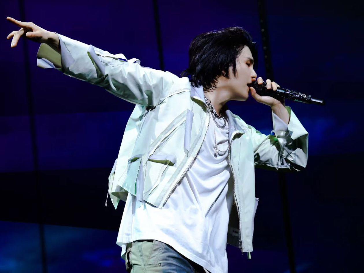 Suga concluye su servicio social obligatorio y acerca el regreso de BTS