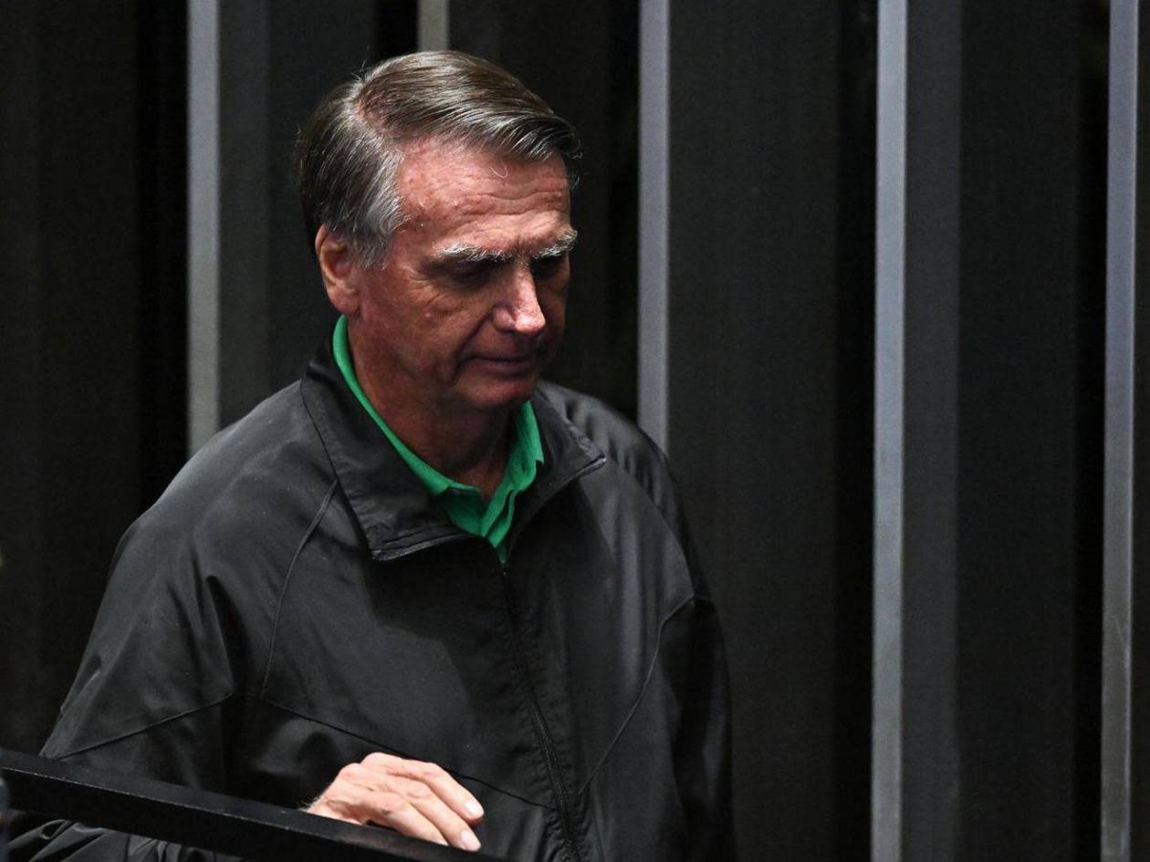 Bolsonaro podrá recibir visitas de familiares durante su arresto domiciliario