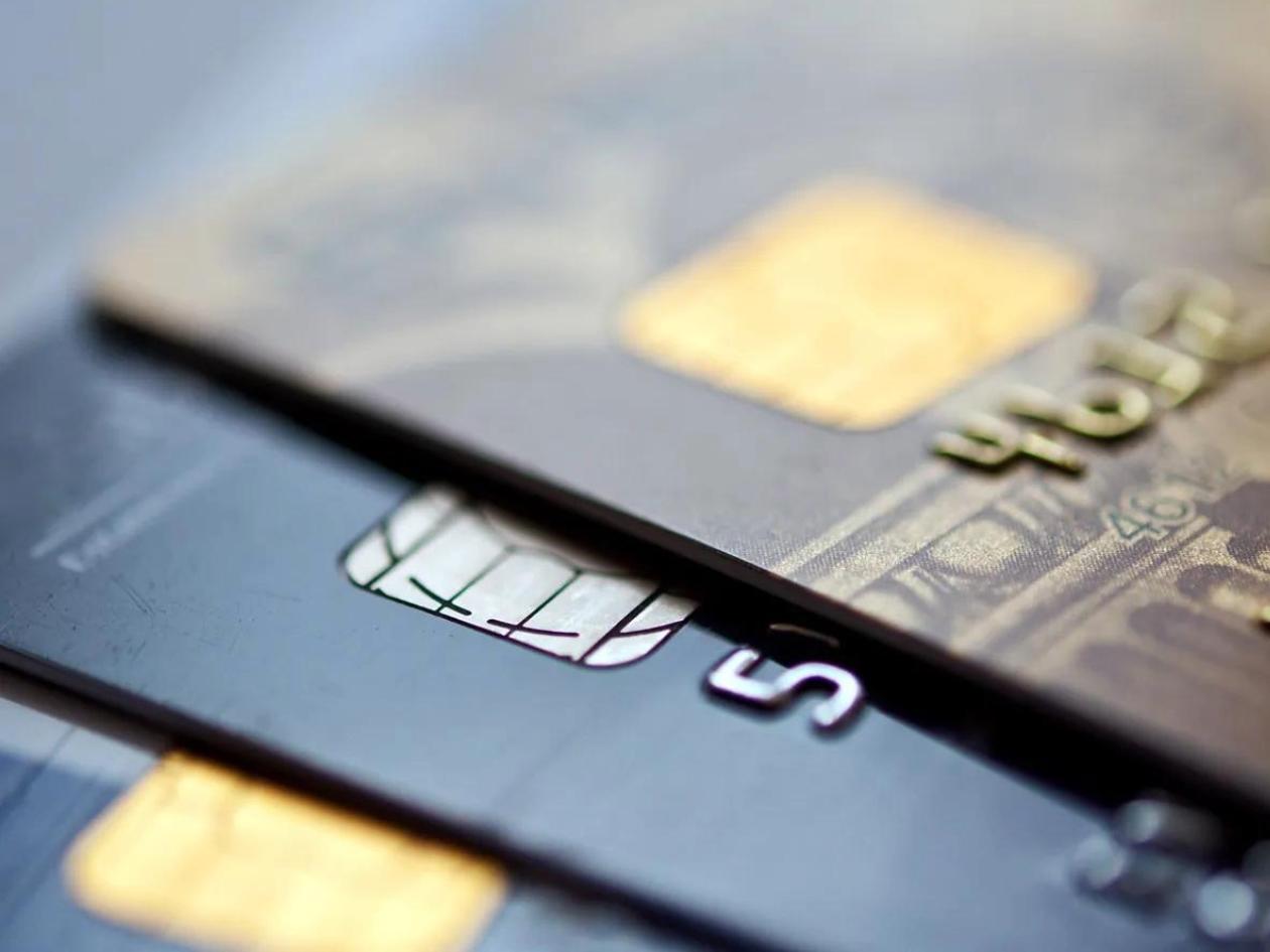 ¿Cuántos hondureños y empresas usan tarjetas de crédito?