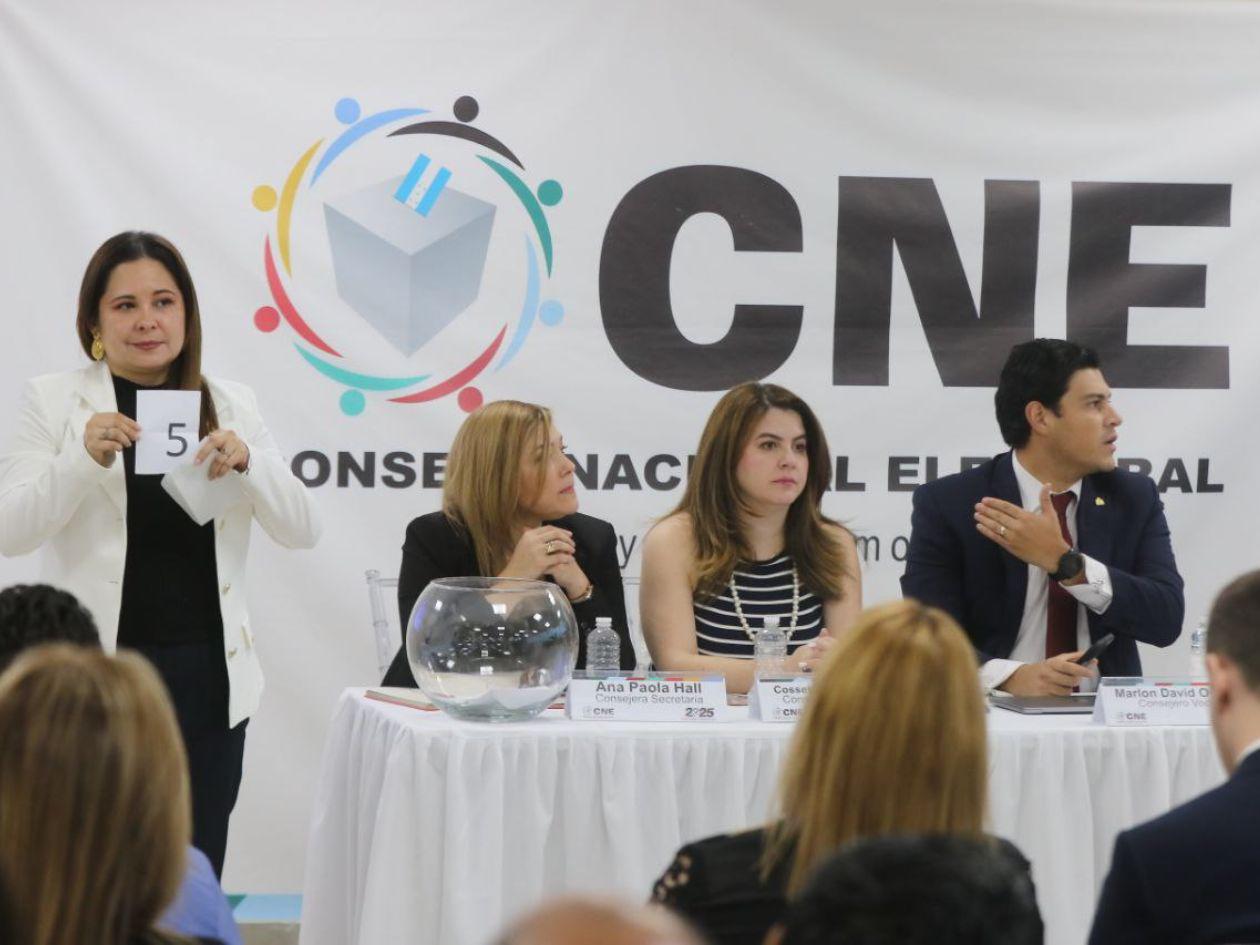CNE abre debate por aprobación de veeduría en las elecciones 2025
