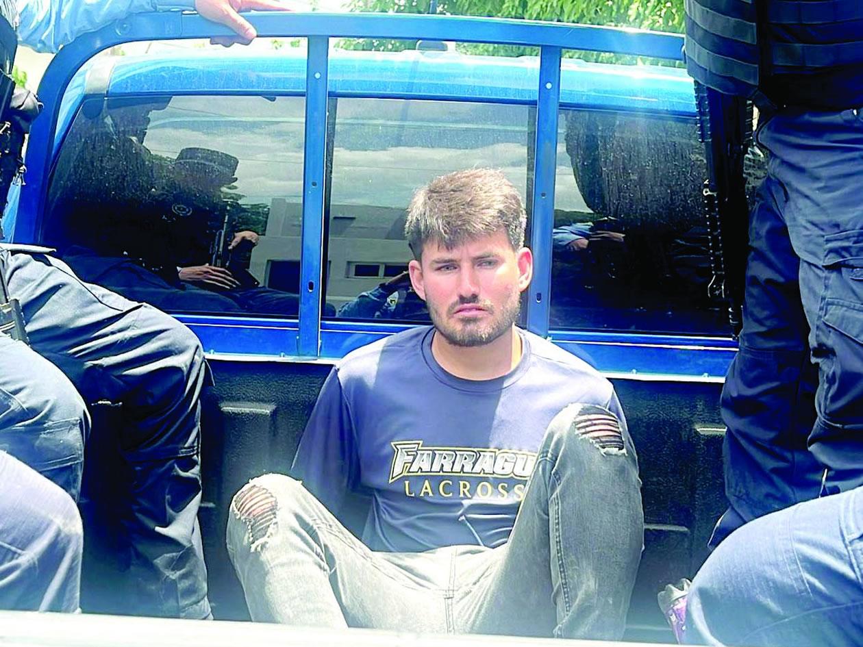 Cae acusado de estafar con entrega de paquetería