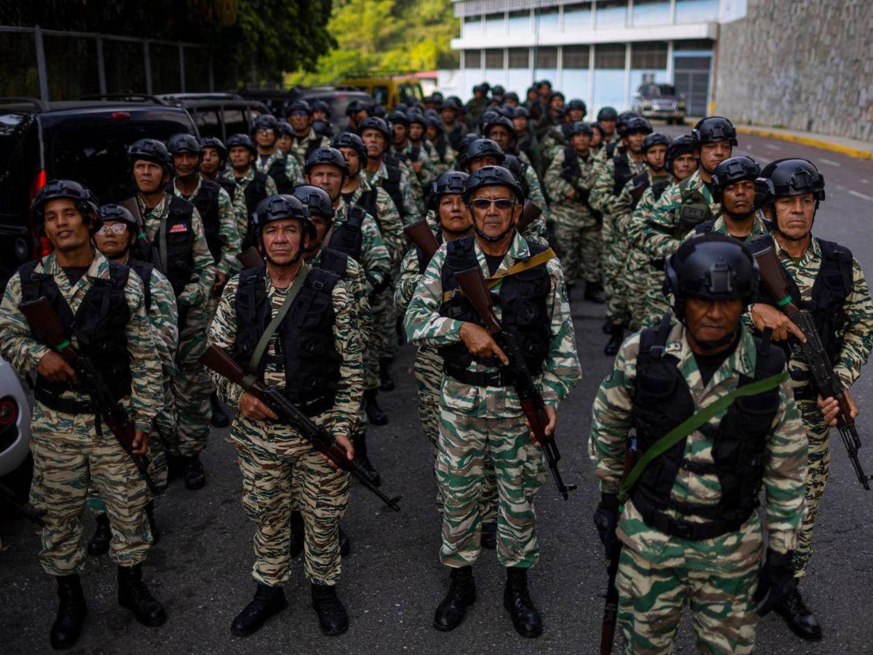 Gobierno de Maduro advierte: Llegó la hora de la guerra contra un enemigo poderoso