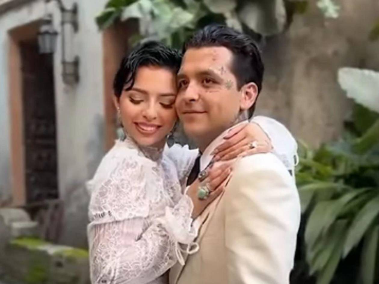 Ángela Aguilar comparte romántico video con Christian Nodal