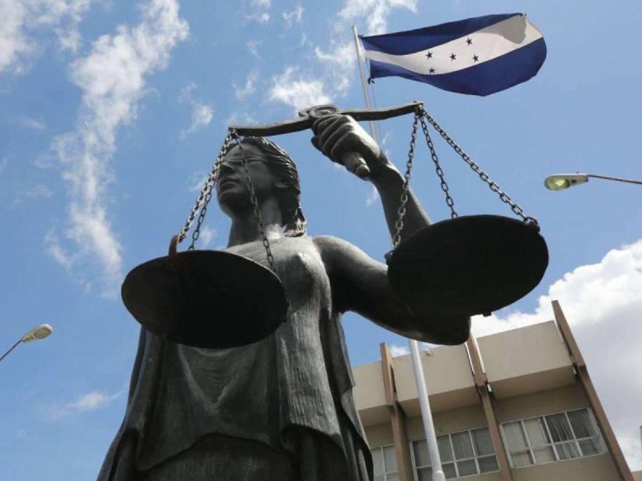 Corte revoca amnistía política a exgerente de Banadesa