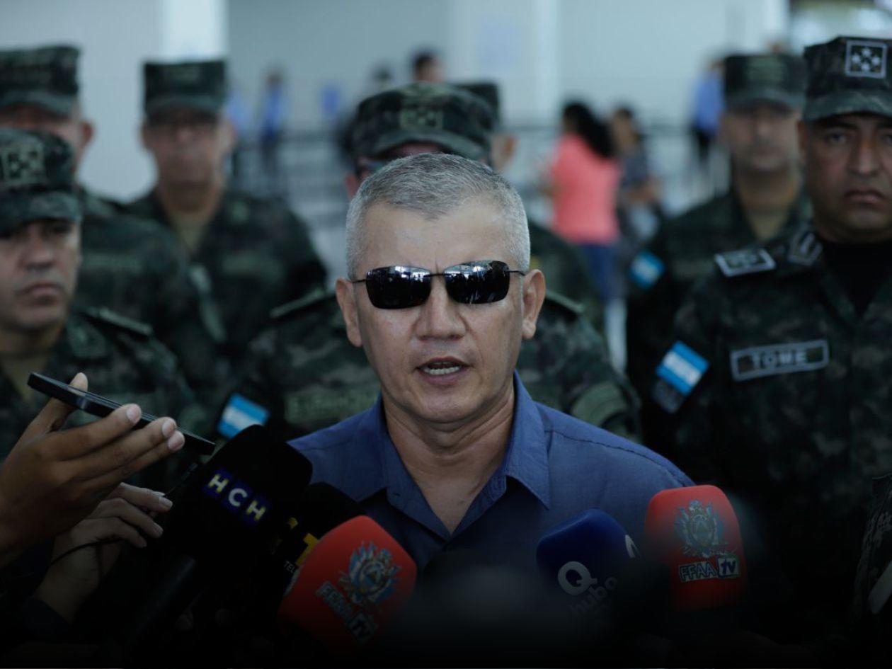 Roosevelt Hernández viaja hoy a EEUU, pero no se reunirá con Pam Bondi