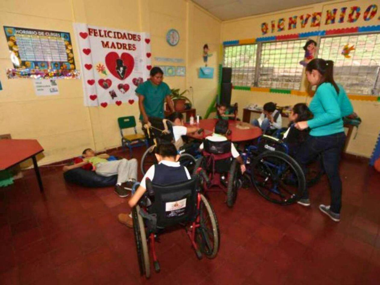 Uno de cada 25 estudiantes en Cortés requiere apoyo educativo especializado