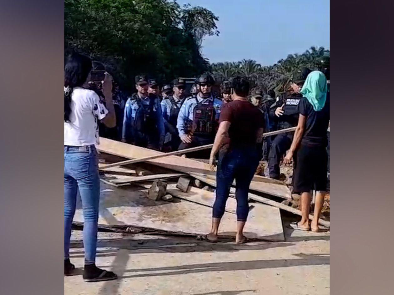 Campesinos denuncian uso de Policía Nacional en conflicto de tierras