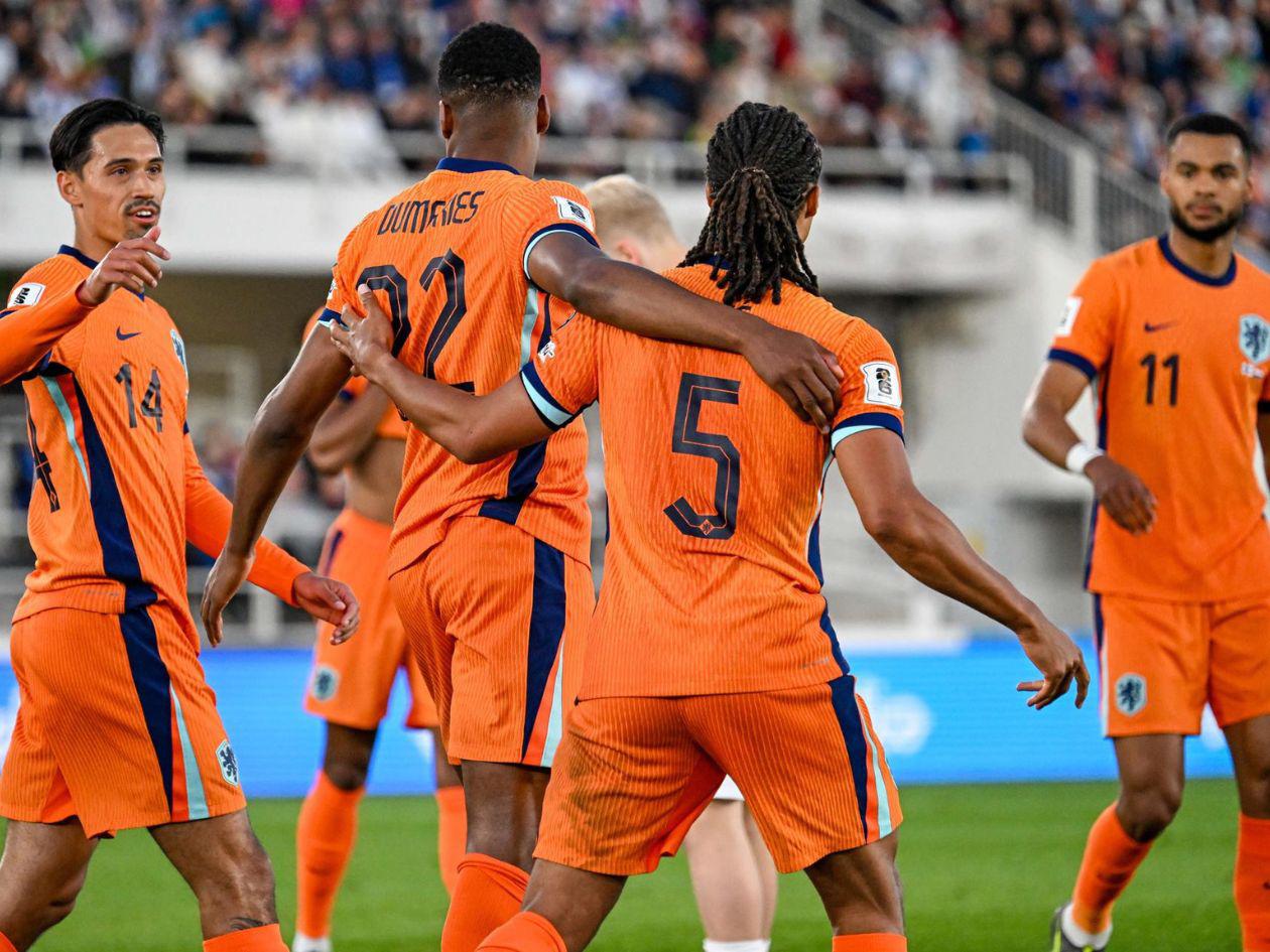 Países Bajos propina demoledor 8-0 en Eliminatorias: Memphis hace historia