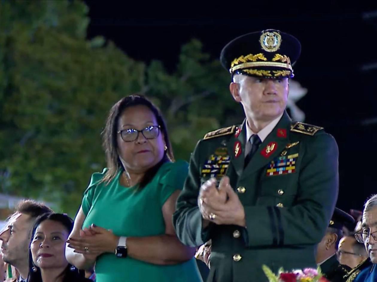 Roosevelt Hernández asistió a juramentación de jefe del Ejército de Nicaragua
