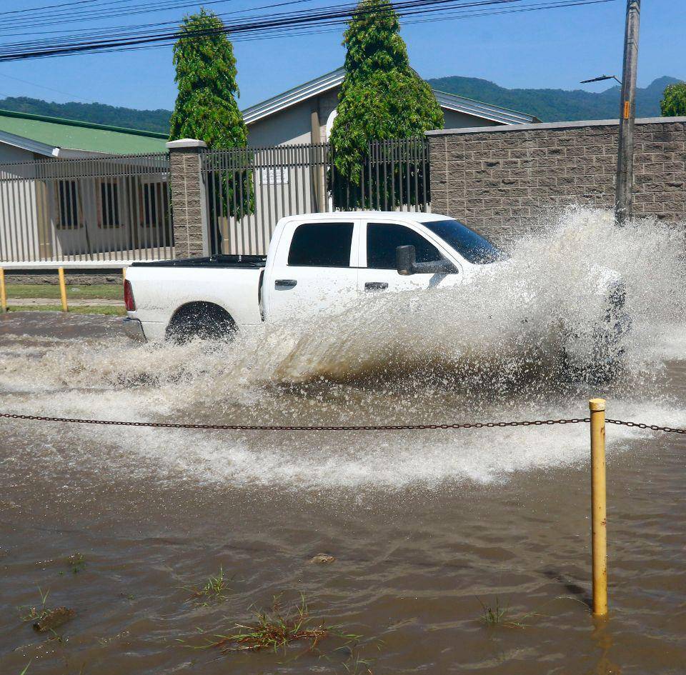 Los residentes de la colonia Monte Fresco Este, ubicada en la 32 calle y 14 avenida de San Pedro Sula