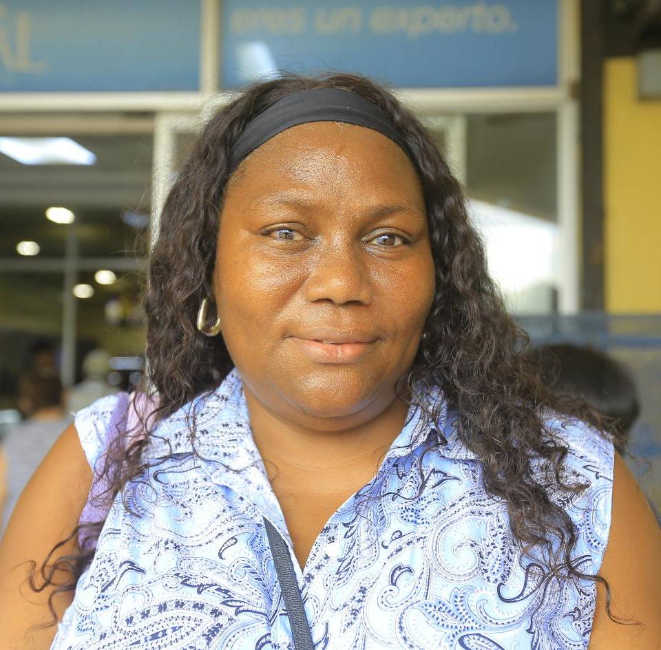 Nancy Arriola, beneficiaria del programa de asistencia alimentaria agradeció el apoyo, que le permitirá adquirir alimentos para su familia durante los próximos meses