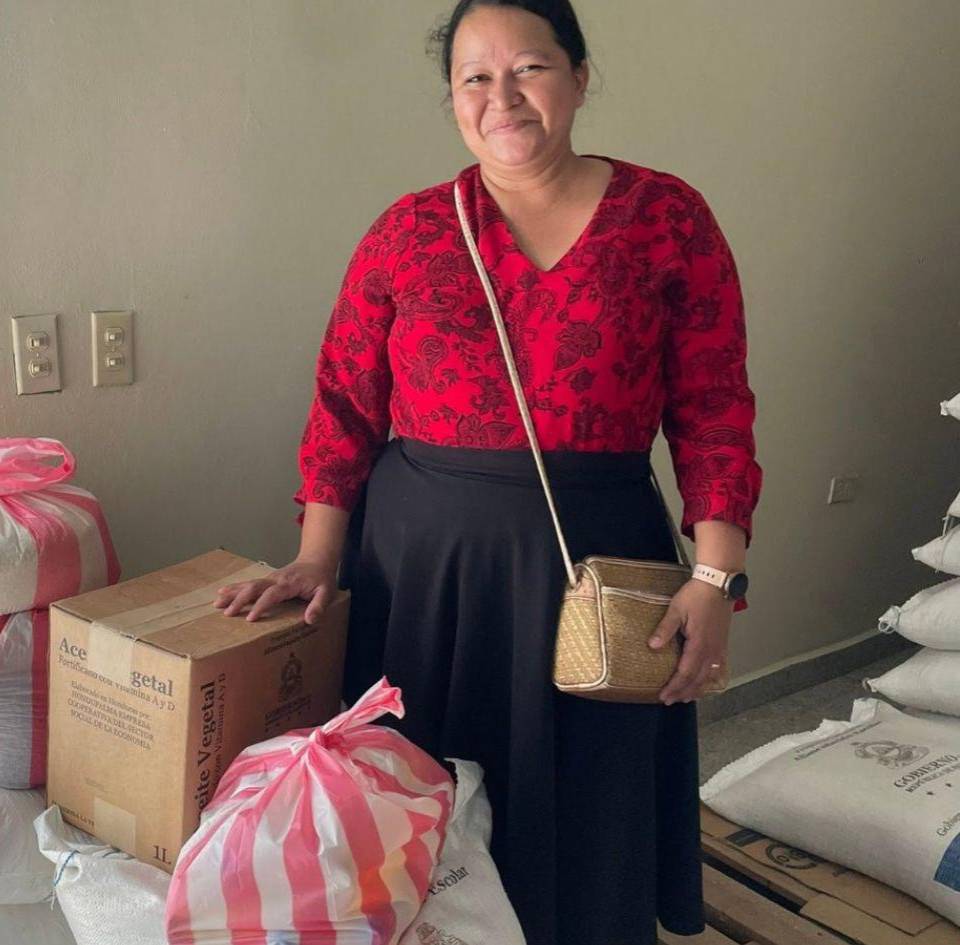 Con la segunda etapa de distribución de la merienda escolar ya completada, las autoridades destacaron que esta iniciativa, junto con la entrega de becas, representa un alivio económico para las familias
