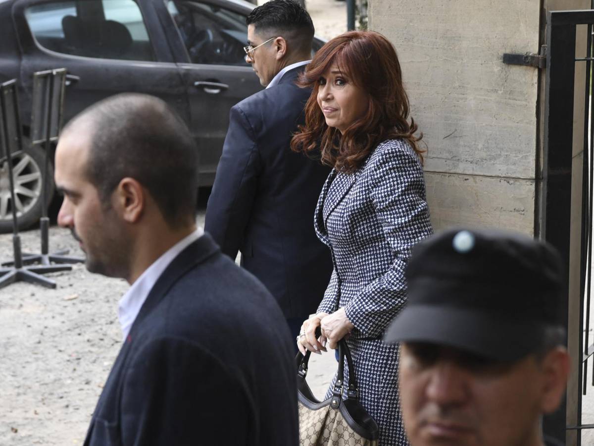 Cristina Fernández, condenada a 6 años de prisión en juicio por corrupción