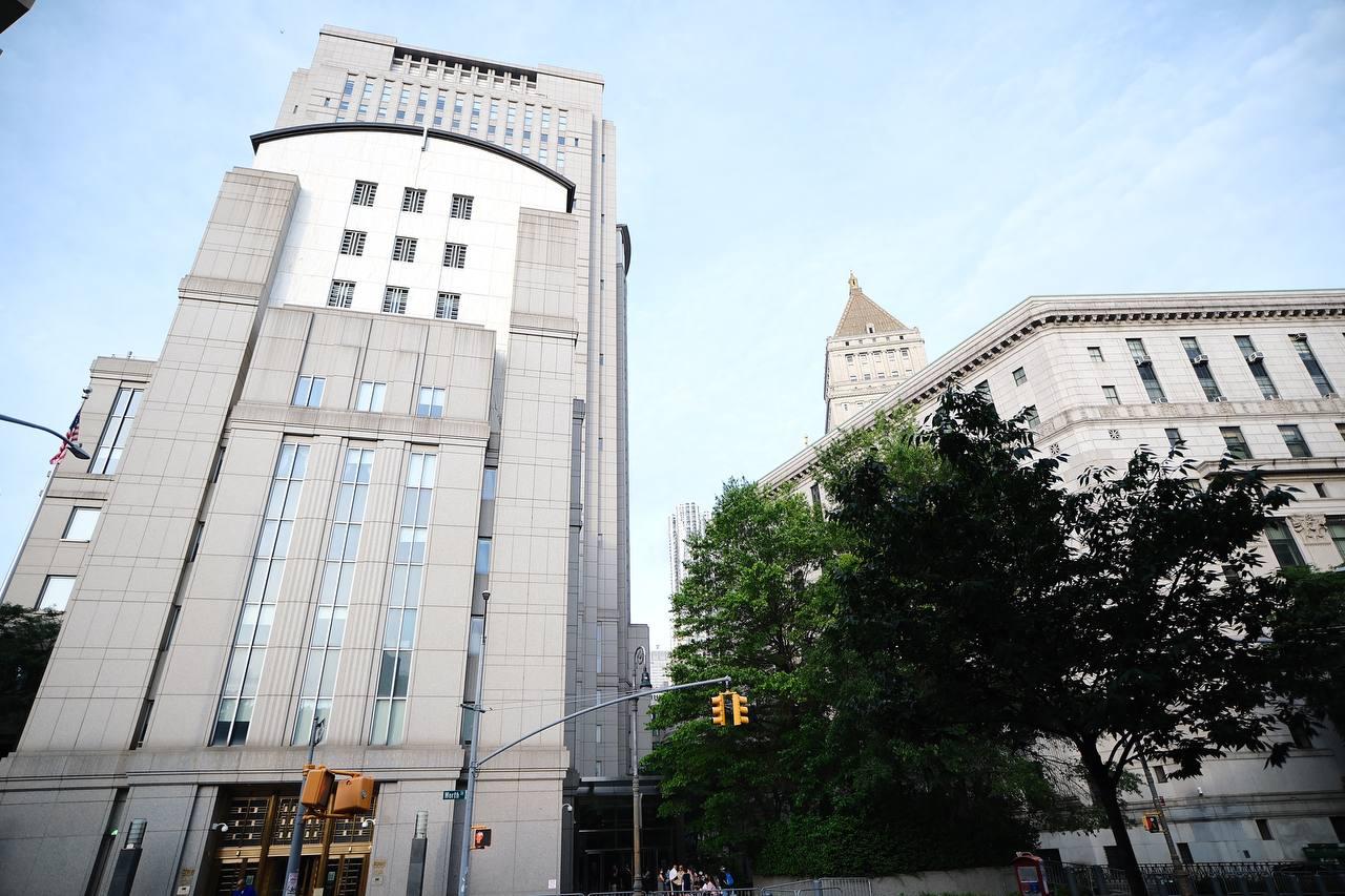 $!Fachada de la Corte del Distrito Sur de Nueva York esta mañana.
