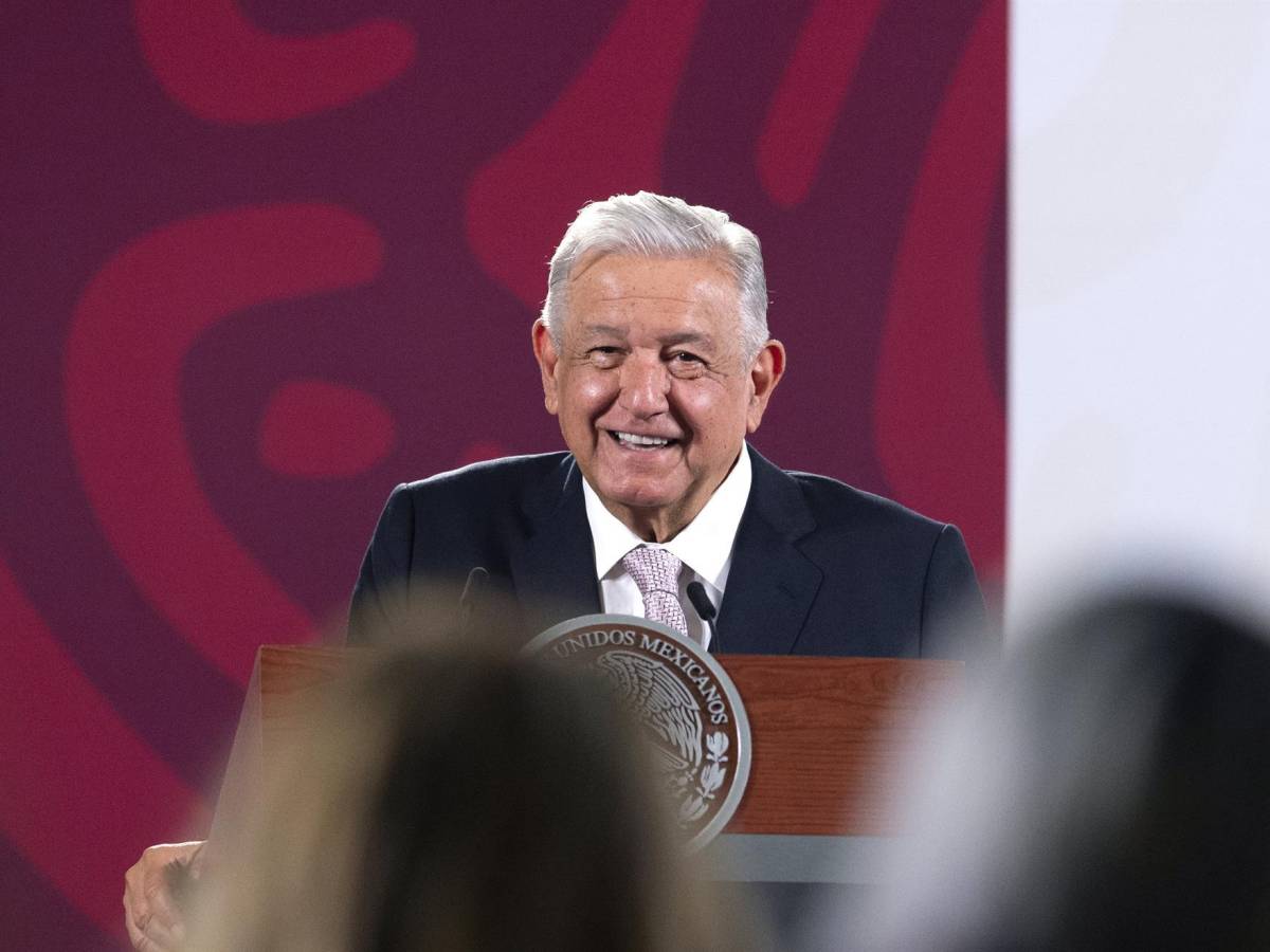 López Obrador tacha de “inmoral y vulgar” la orden migratoria de Texas