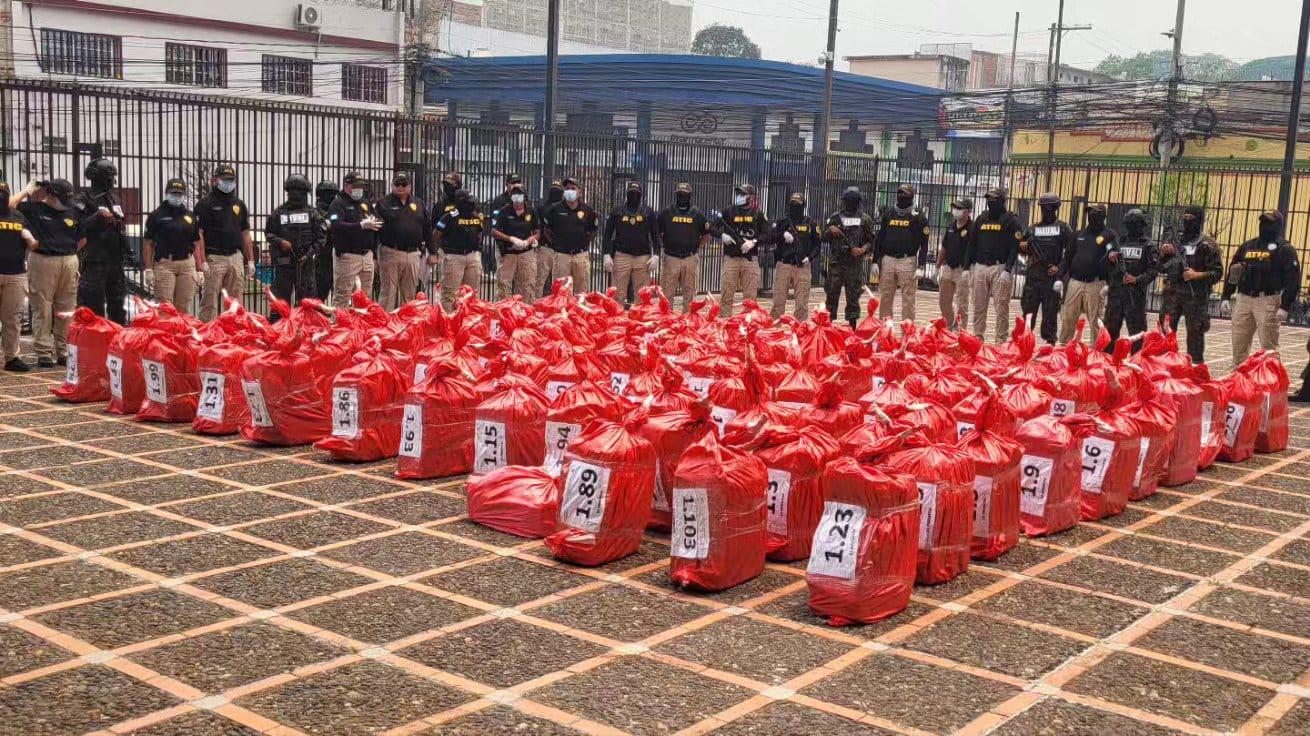 $!Hasta en febrero de 2024 las autoridades se dieron cuenta de que el cargamento de droga en custodia militar había sido robado.