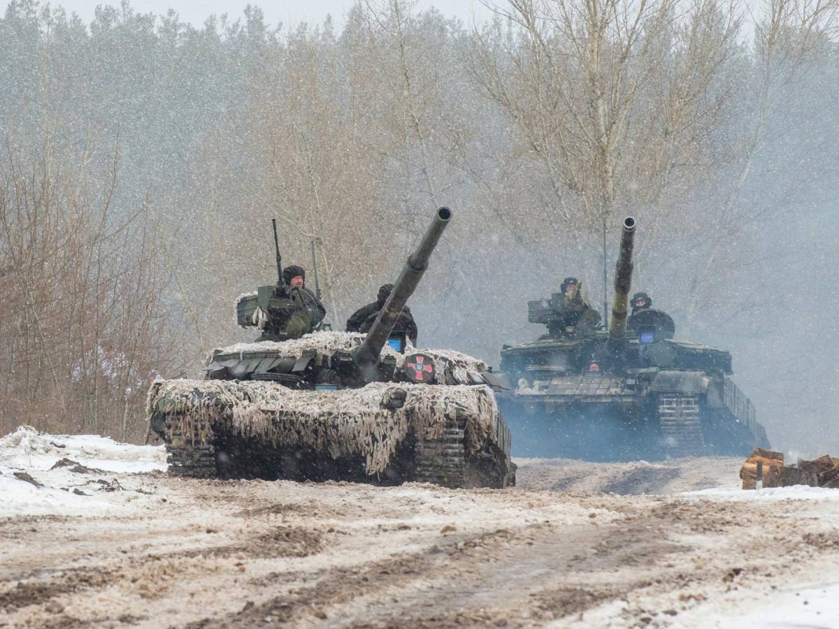 Arrancan en Ucrania ejercicios militares en plena tensión con Rusia