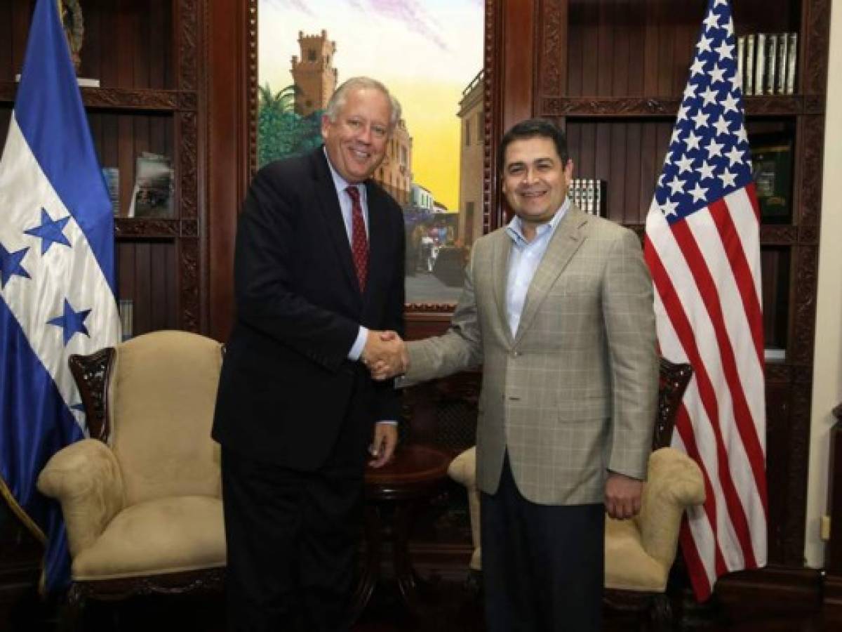 Shannon se reúne hoy con el presidente de Honduras