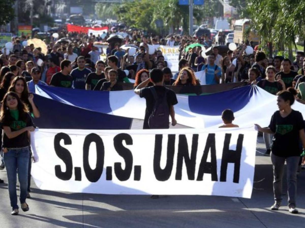Corte ordena anular sanción a estudiantes de Unah-vs
