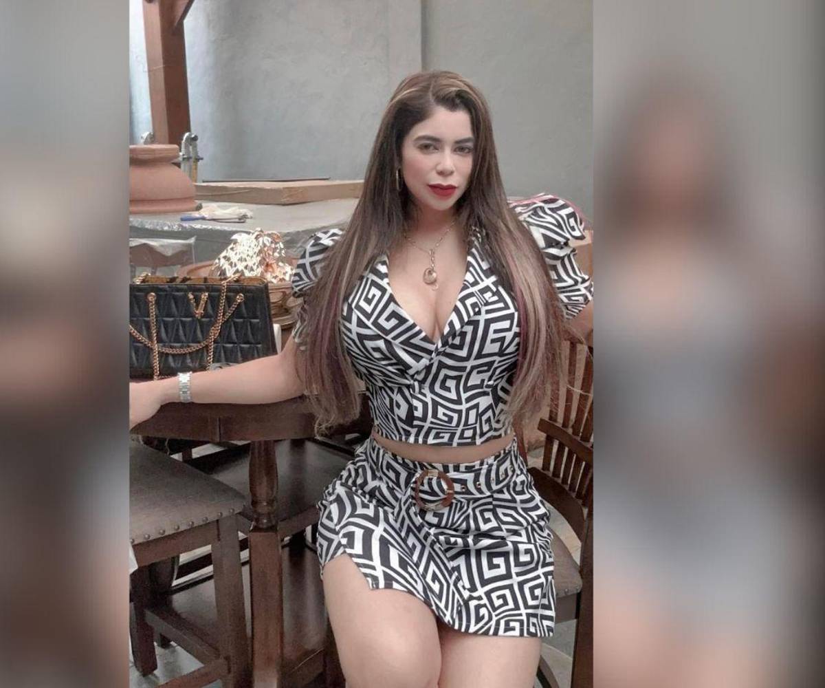 La exfiscal exhibía en redes sociales un estilo de vida ostentoso, mostrando relojes de alta gama y joyas finas, parte de los bienes incautados durante la investigación.