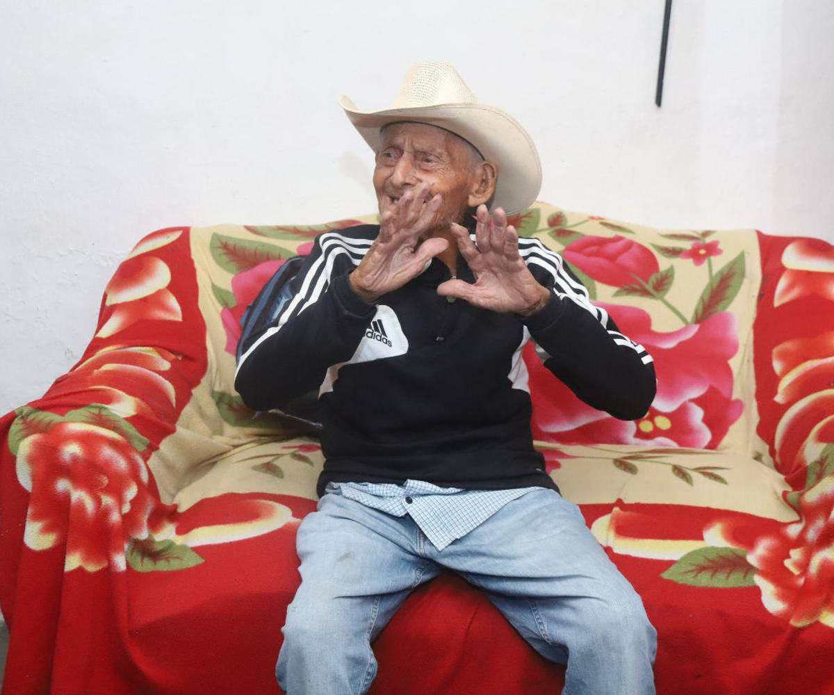 Don Chemita recordó que tuvo varios hijos, y muchos de ellos murieron.En la actualidad vive sin ver a sus hijos vivos bajo el cuidado de parientes lejanos.