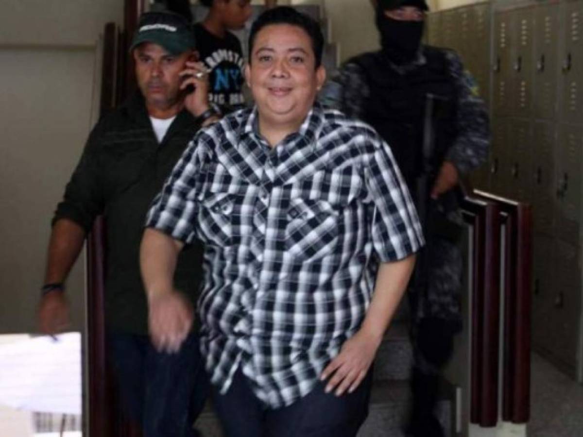 Libran orden de captura contra Fredy Nájera tras ausentarse al juicio oral y público