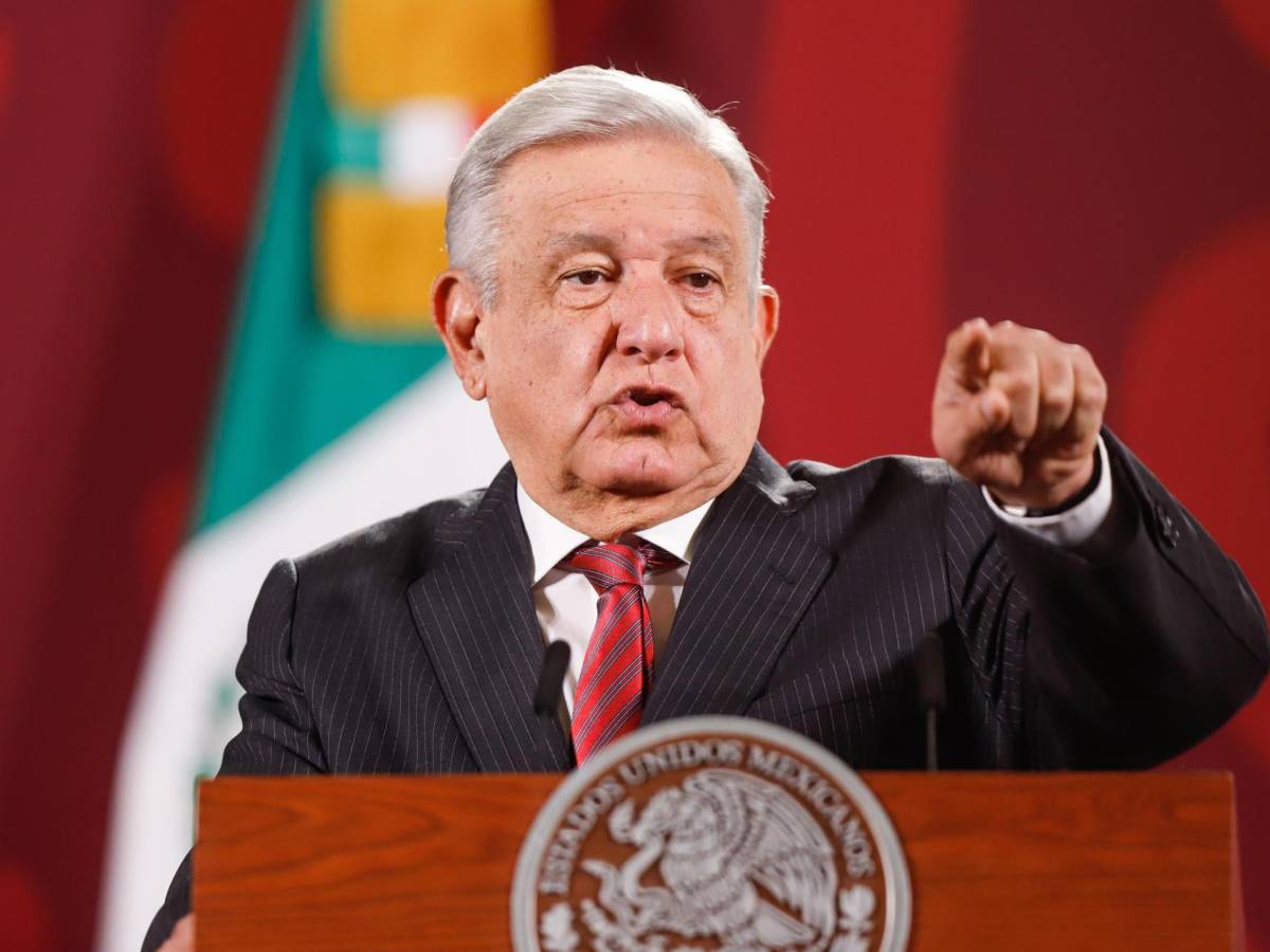 López Obrador niega “injerencismo” en Perú pero pide reconocer a Castillo