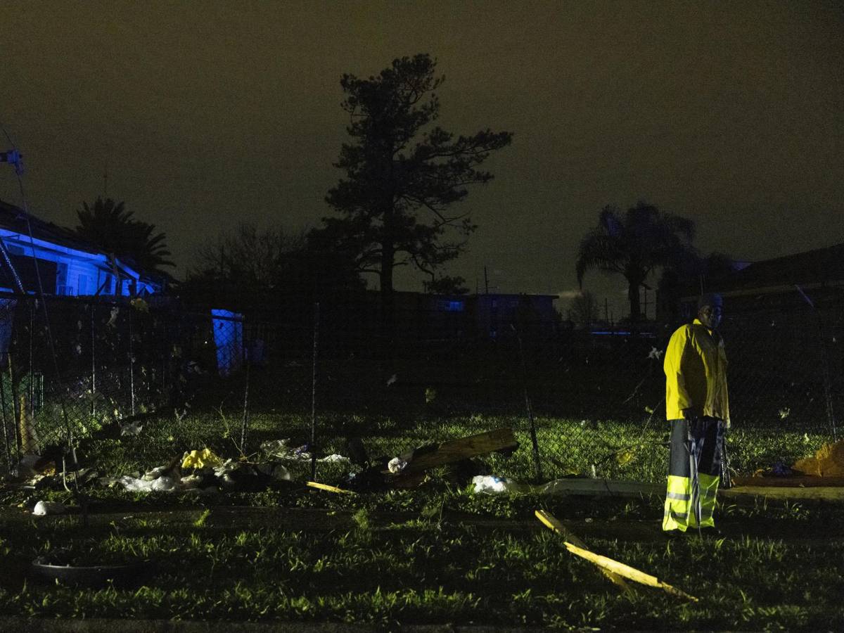 Tornados dejan al menos tres fallecidos en Estados Unidos