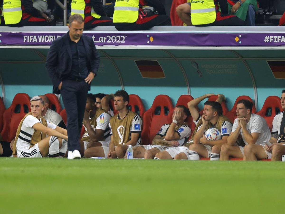 Hansi Flick fracaso con la Selección de Alemania en el Mundial de Qatar 2022.