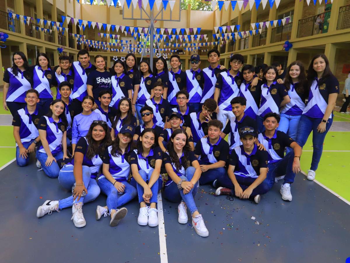 Seniors de la Franciscana celebran su entrada