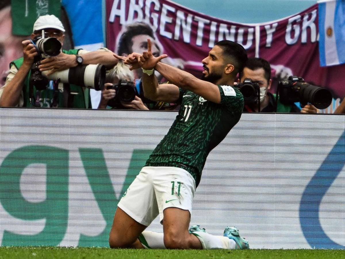 La celebración de Saleh Al Shehri tras marcar el empate saudí 1-1 contra Argentina.