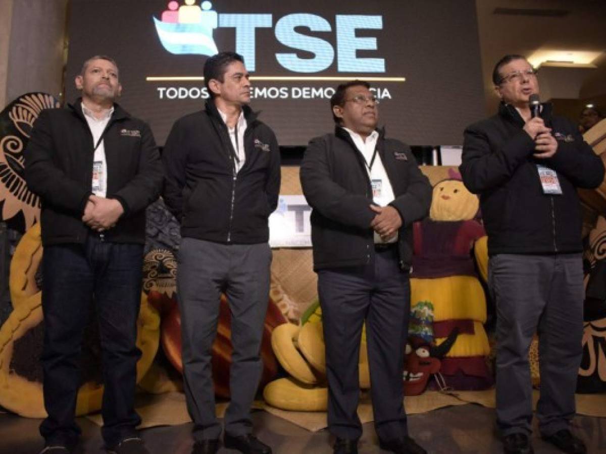 Honduras: Nasralla arriba en primera proyección del TSE