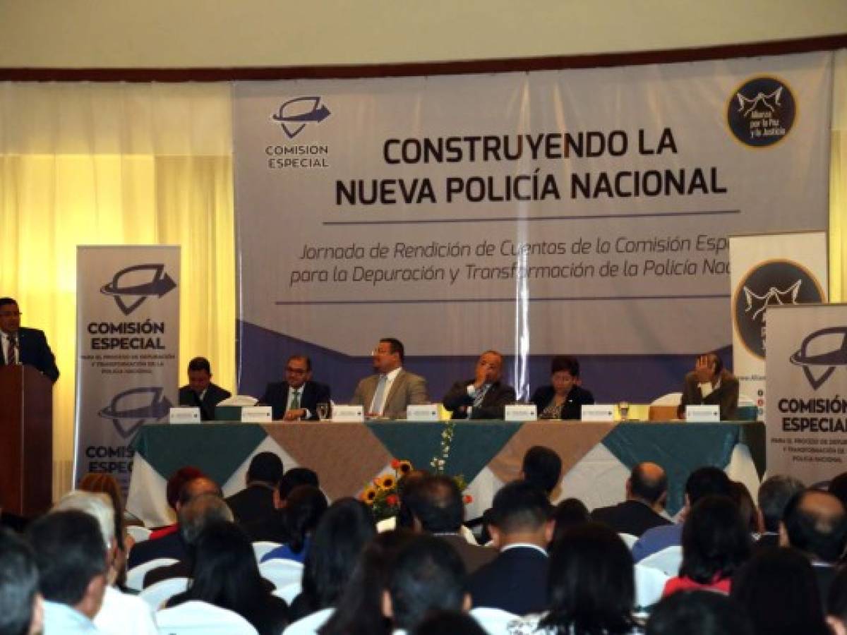 Comisión urge aprobar nuevas leyes para modernizar la Policía